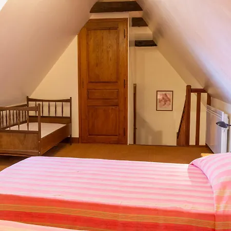 Tatil Evi D'aubrac Saint-Germain-du-Teil